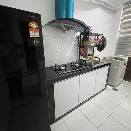 Dm Homestay Skudai Εξωτερικό φωτογραφία